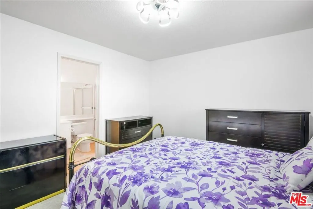 1335 Newport Avenue 107, Long Beach, California 90804 home-pic-11